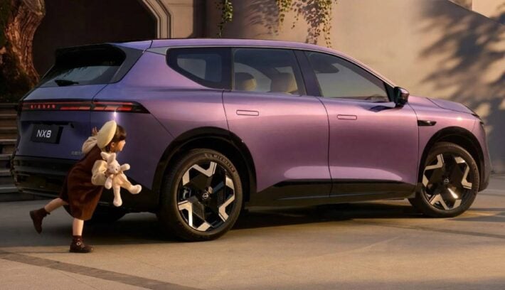 SUV Nissan NX8 trasera