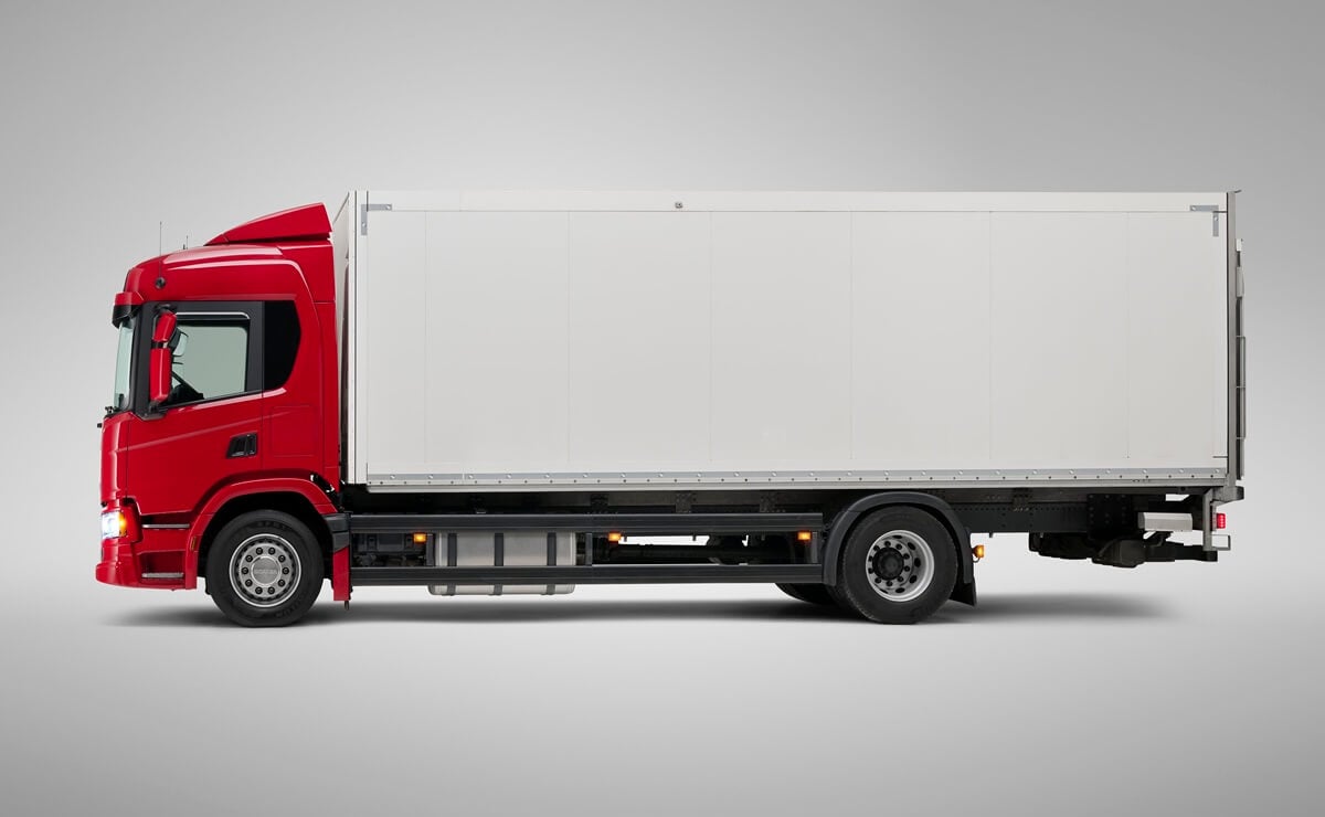 Scania P 360 4x2 perfil