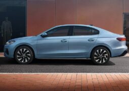 Sedan Volkswagen Sagitar S perfil