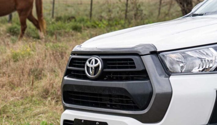 Toyota Hilux (1)