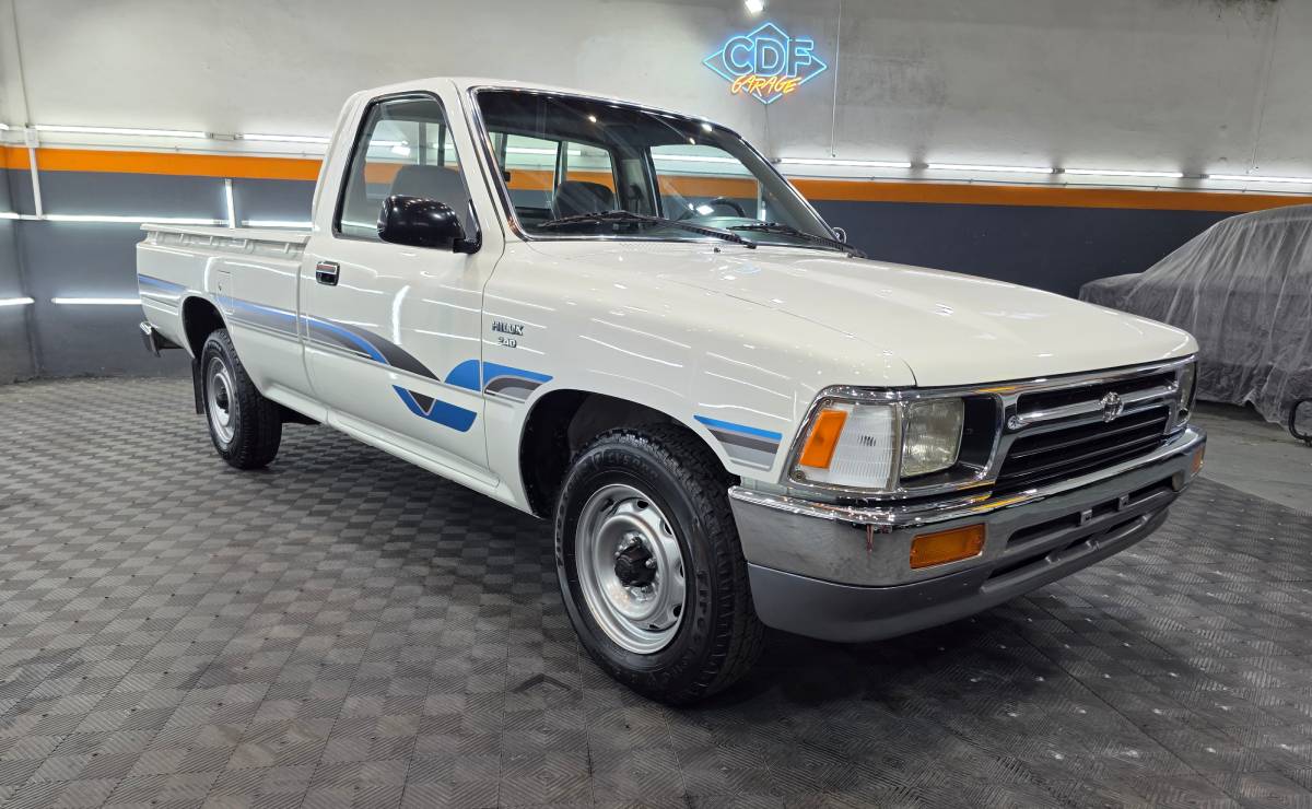Toyota Hilux CS 1995 frente