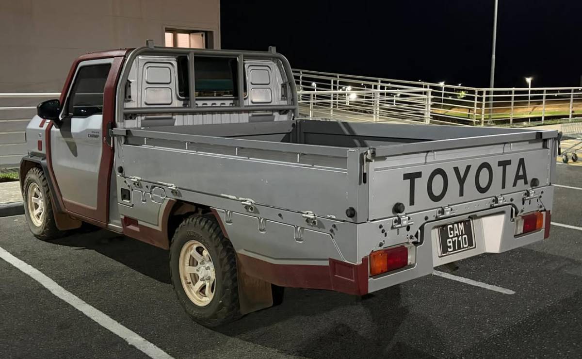 Toyota Hilux Champ trasera 2