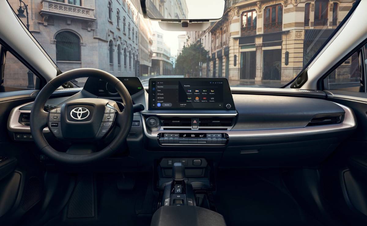 Toyota Prius 2026 interior