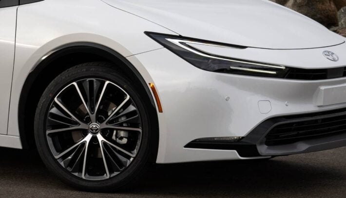 Toyota Prius 2026 teaser