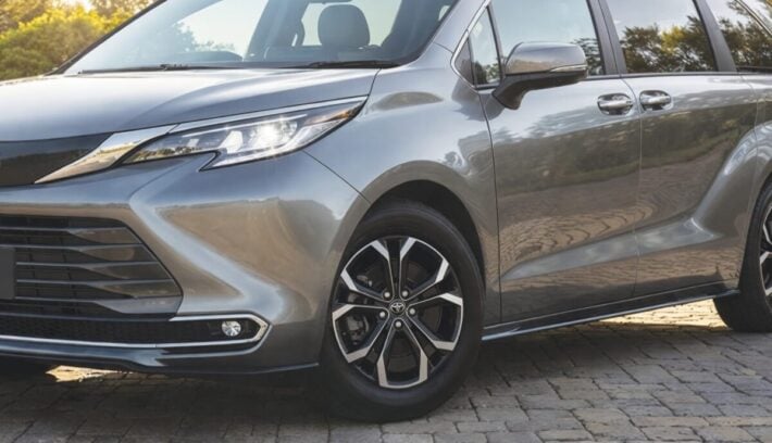Renovación Toyota Sienna, la minivan