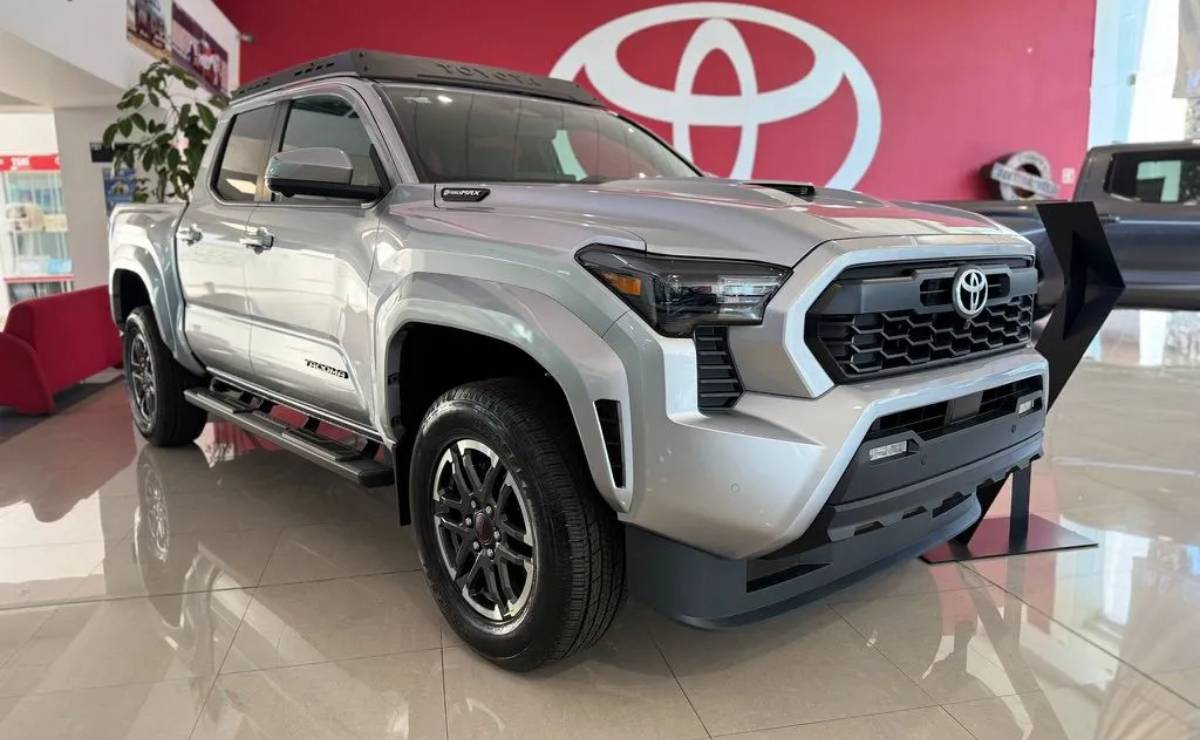 Toyota Tacoma 2026 frente