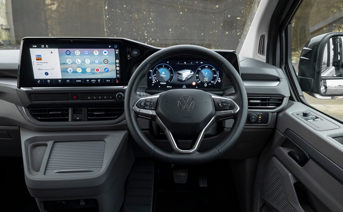 Volkswagen Transporter Sportline interior