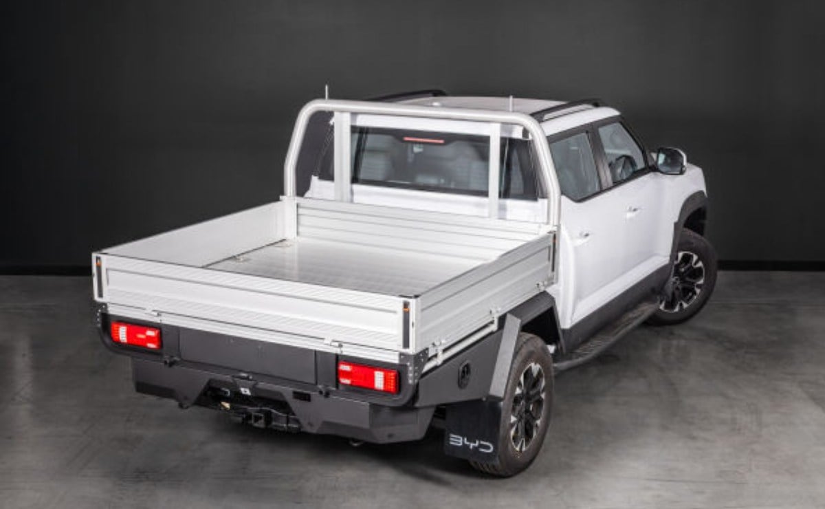 BYD suma nuevas versiones de la pick up que busca aniquilar al Diésel 4 BYD Shark 6