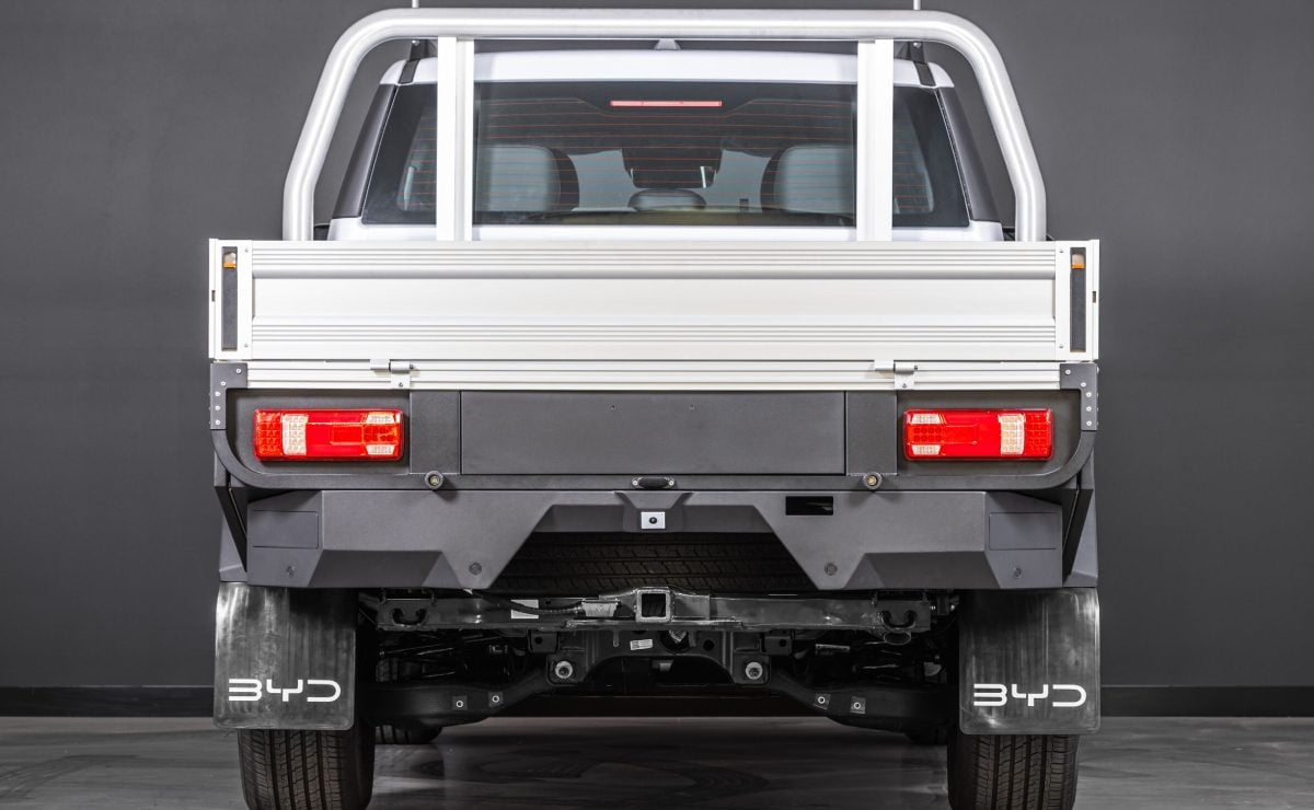 BYD suma nuevas versiones de la pick up que busca aniquilar al Diésel 8 BYD Shark 6