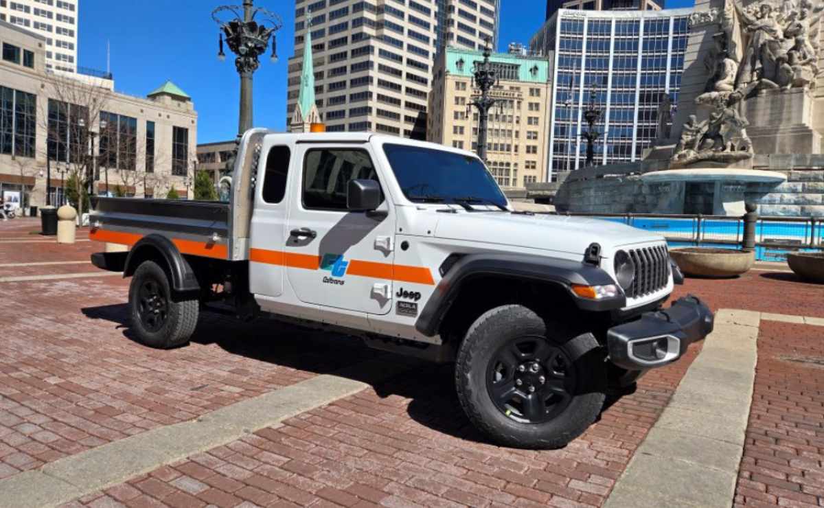 Sin lujos y con más carga: la pick up que Jeep no se animó a fabricar 2 Jeep Gladiator Acela Dispatcher 4x4