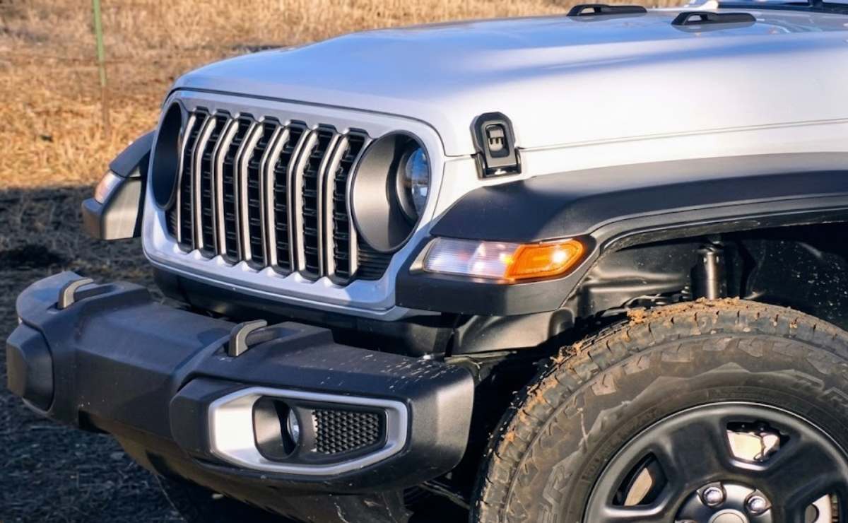Sin lujos y con más carga: la pick up que Jeep no se animó a fabricar 1 Jeep Gladiator Acela Dispatcher 4x4