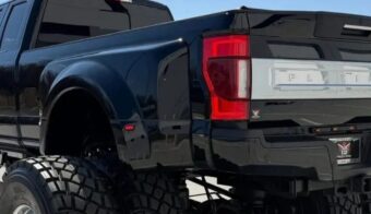 pick up Ford F450 Platinum