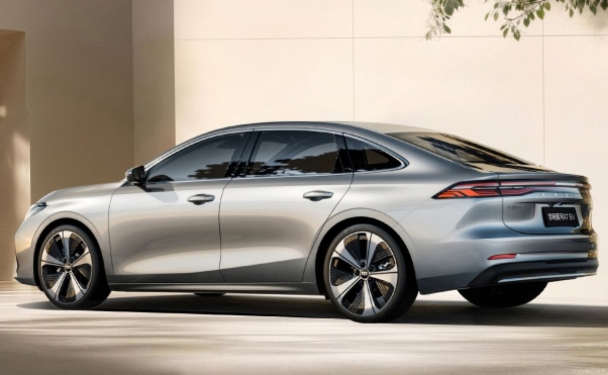 sedan geely galaxy a7 3