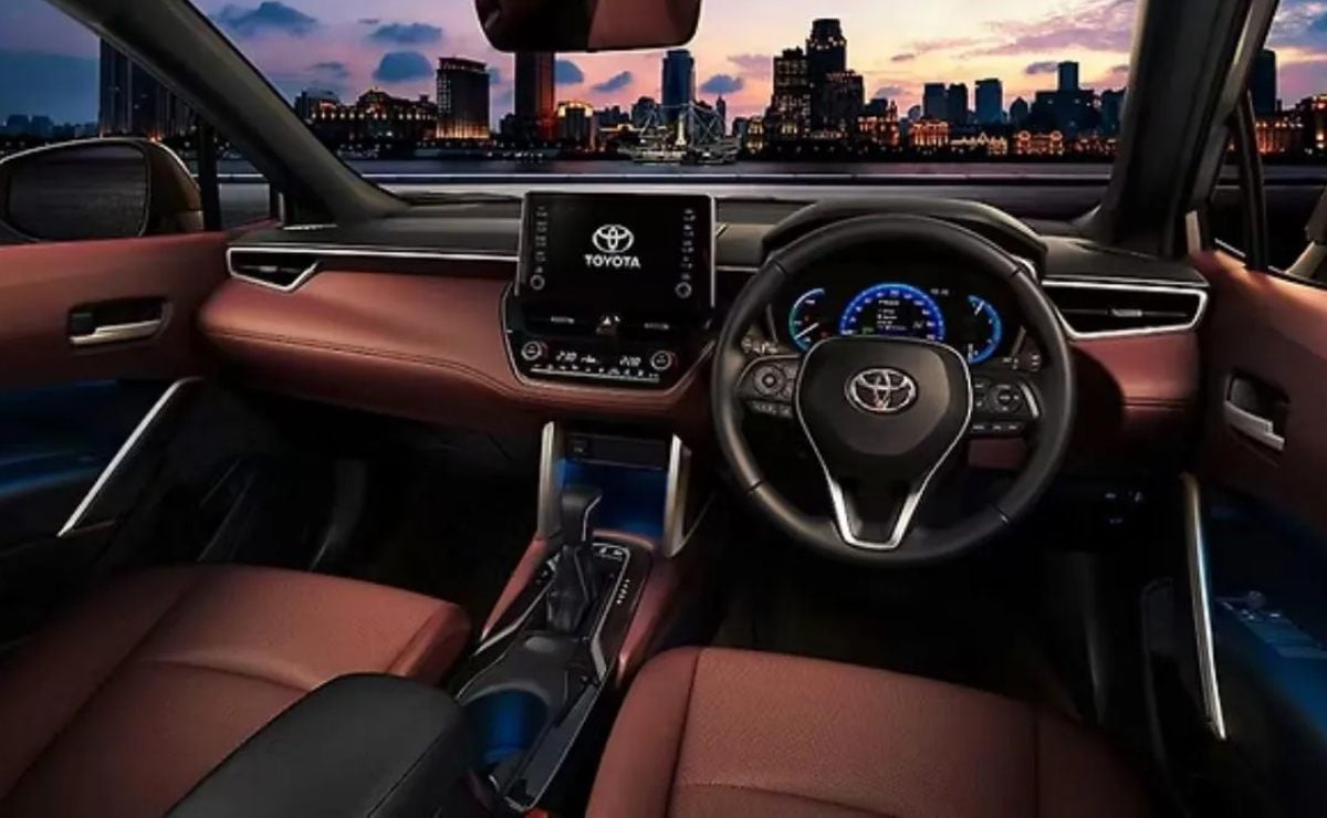 Se viene un nuevo Toyota Corolla Cross: motorización híbrida, más de 1.000 km de autonomía y hasta 7 asientos 5 toyota corolla cross 2028 2