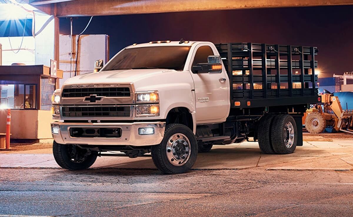 De renovarse como pick up a despedirse: Chevrolet no ofrecerá más tres versiones de la Silverado 4 Chevrolet Silverado 5500 HD