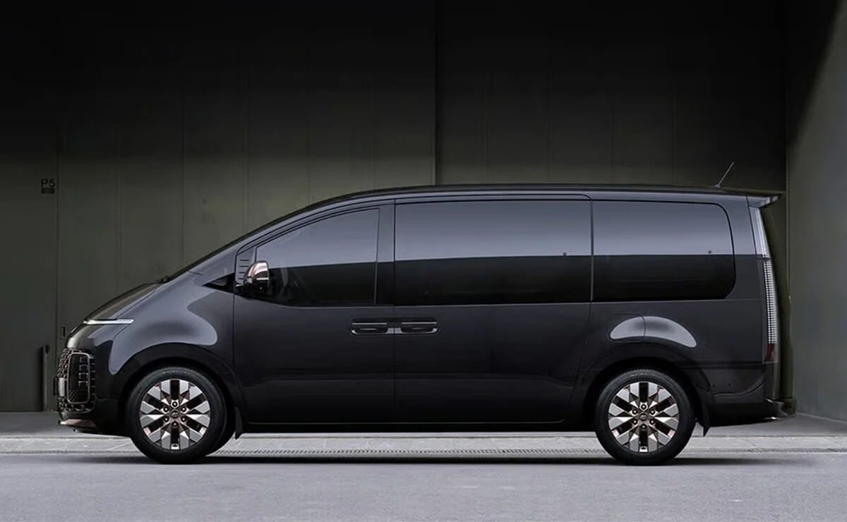 Hyundai Staria Camper Concept perfil