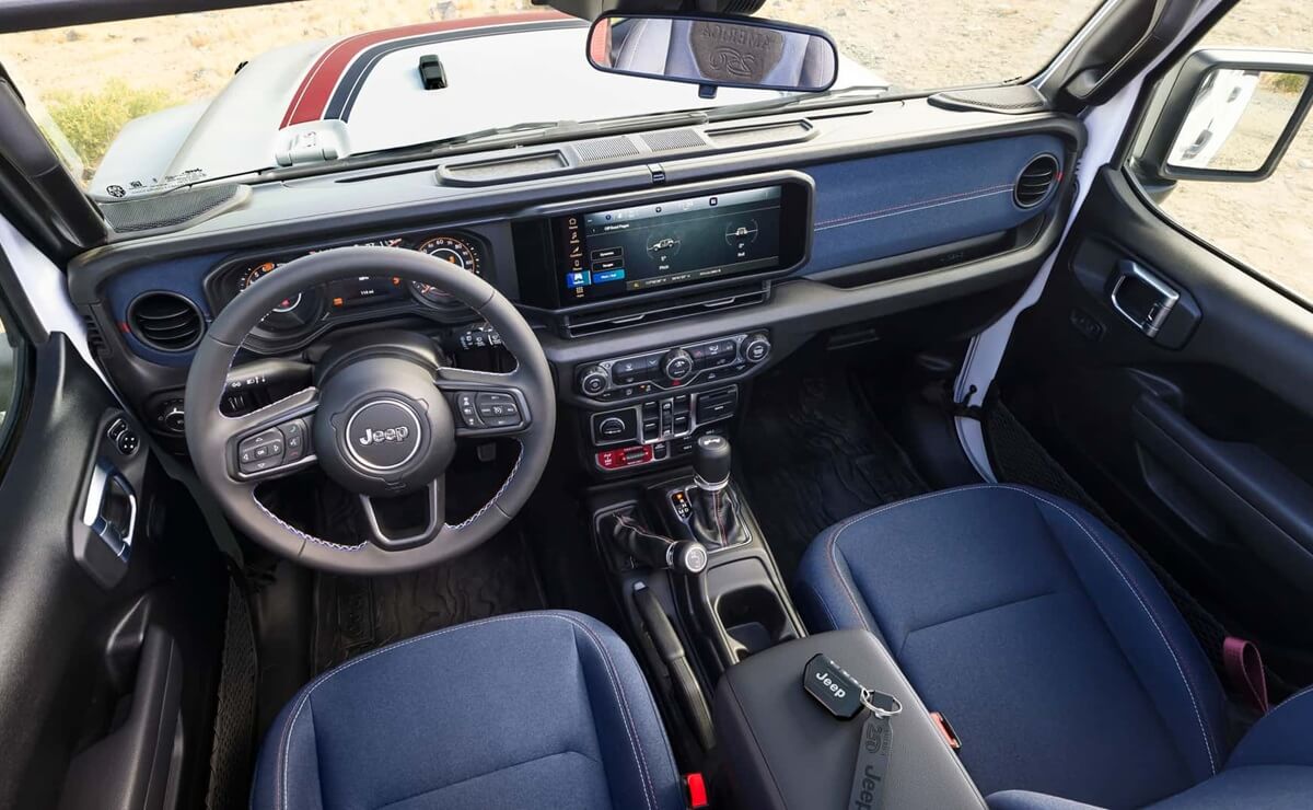 Jeep Wrangler America250 por dentro