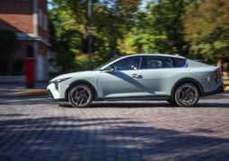 Kia k4
