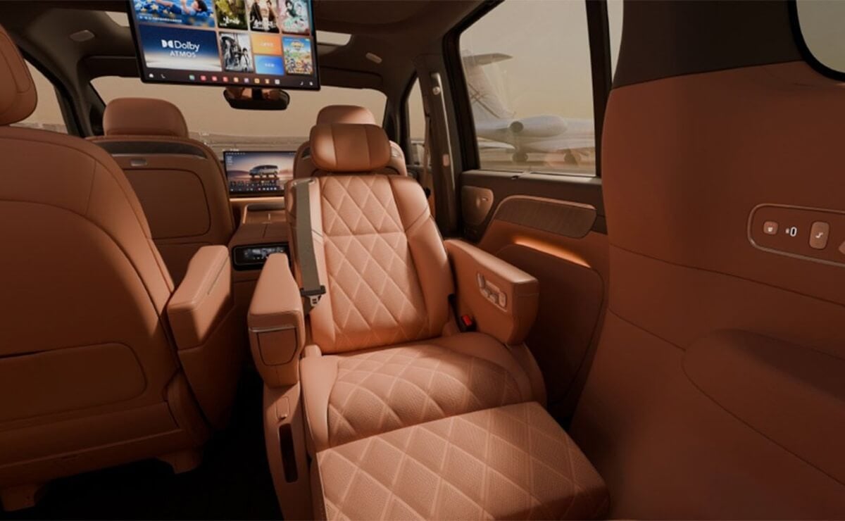 Leapmotor D99 interior