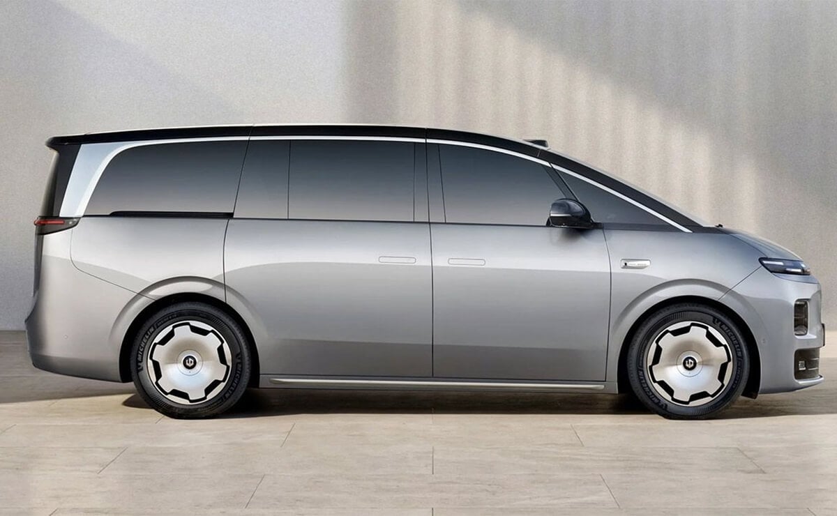 Leapmotor D99, la nueva minivan