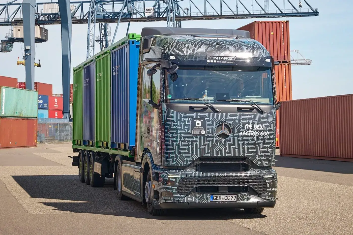El Mercedes-Benz eActros 600 recorrerá 45000 km: la gran prueba para el camión eléctrico 4 Mercedes Benz eActros 600 camion electrico