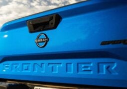 Nissan Frontier Sport Edition caja