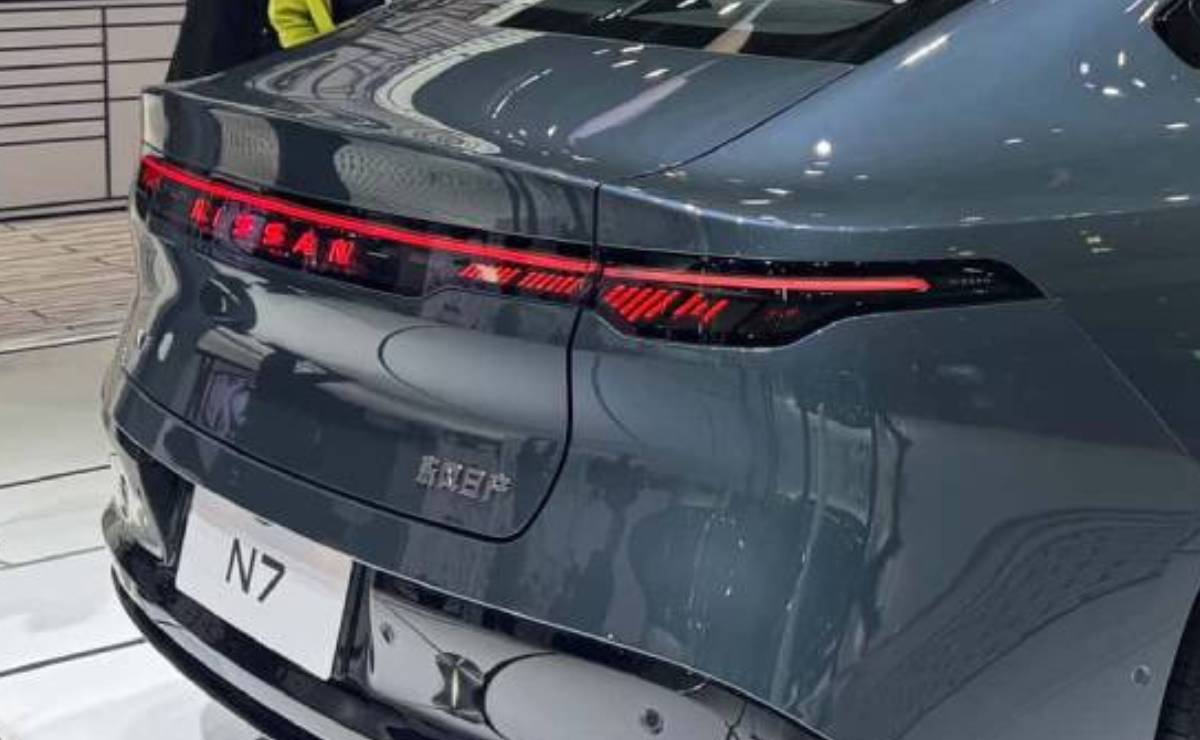 Nissan N7 teaser