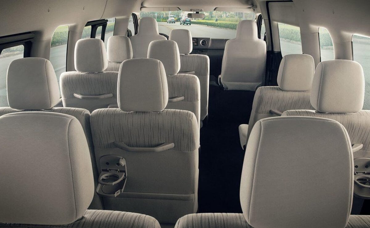 Nissan Urvan 2026 interior