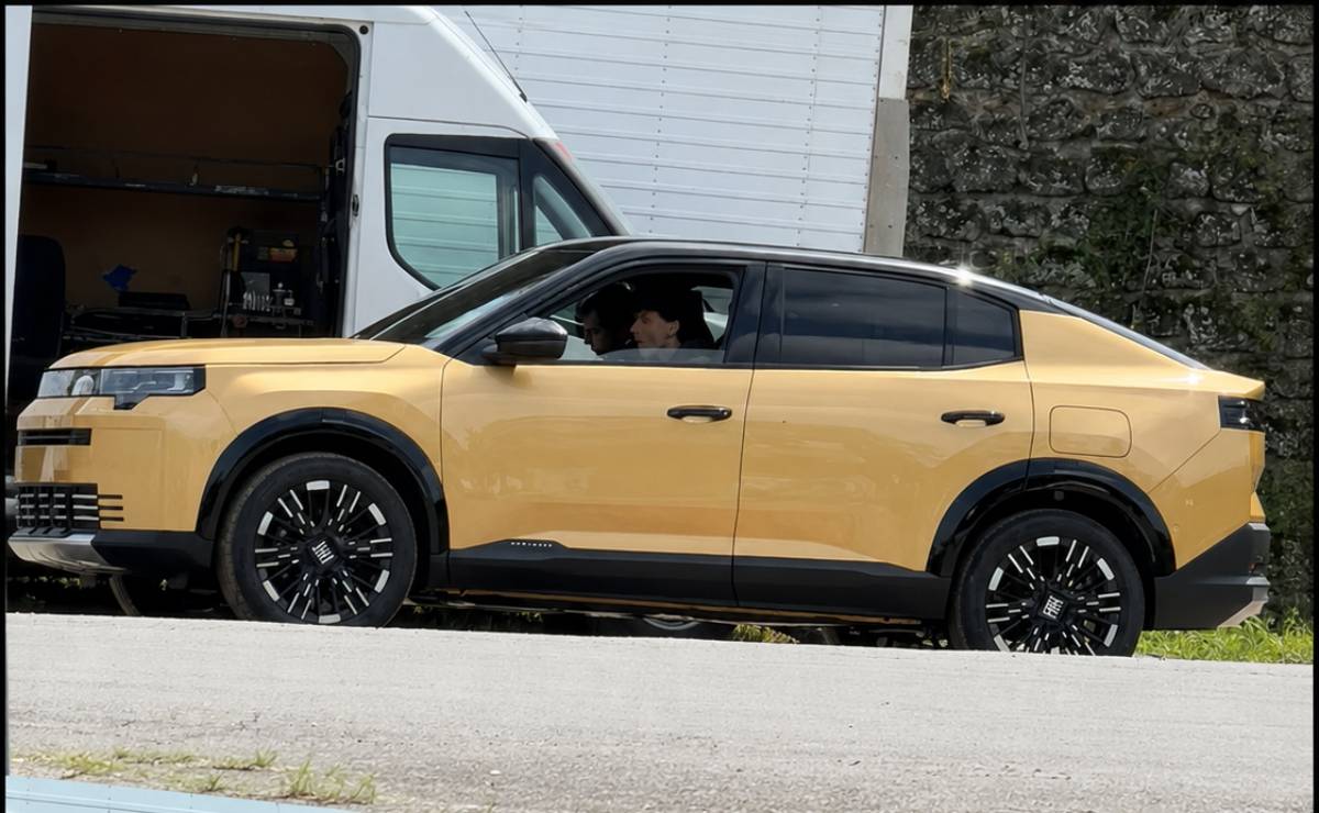 Nuevo Fiat Fastback frente 1