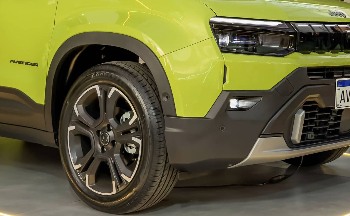 Nuevo Jeep Avenger teaser 2
