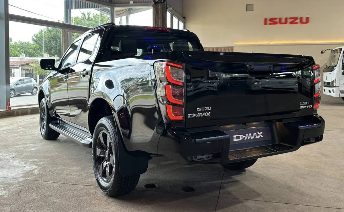 Pick up Isuzu D Max trasera 1