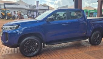 Pick up Ram Dakota Night Edition perfil