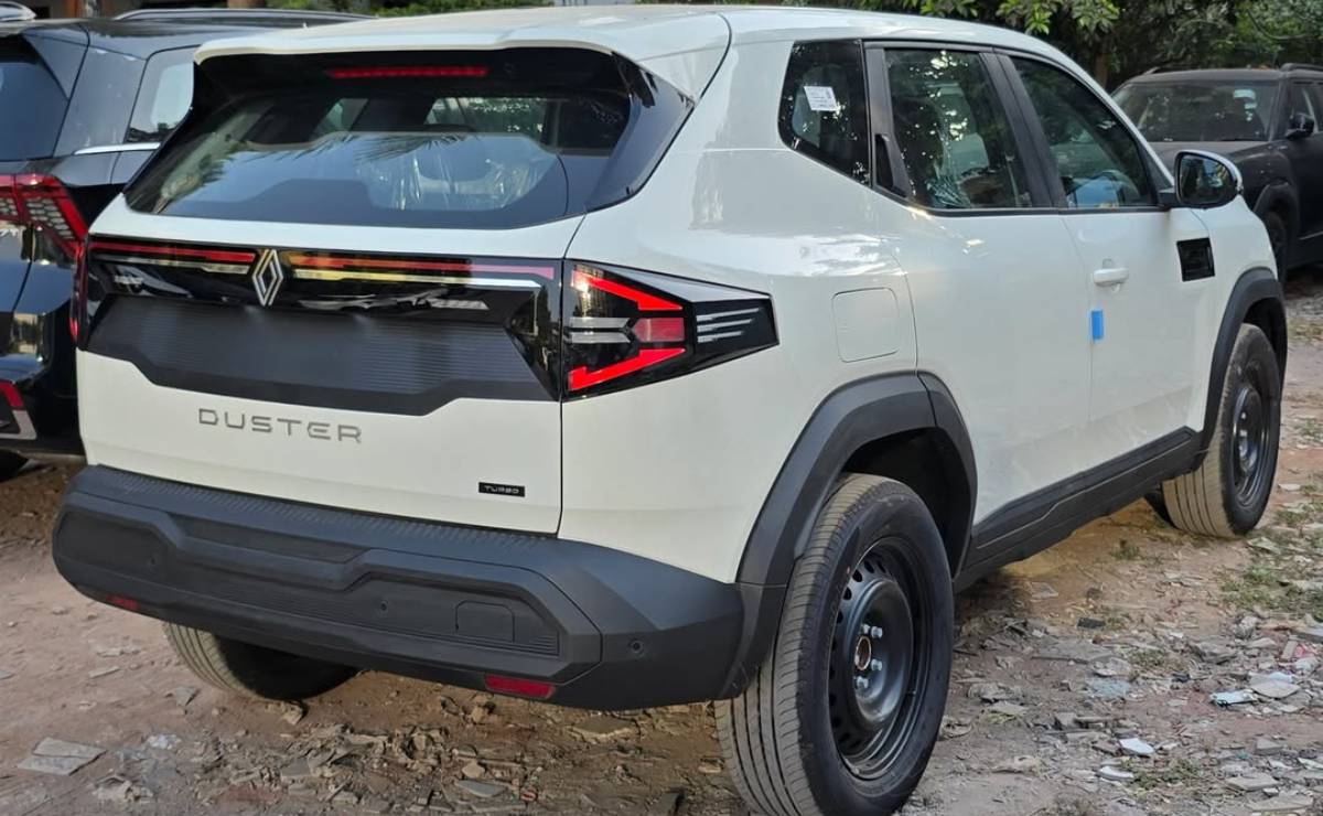 Renault Duster 2026 Authentique trasera