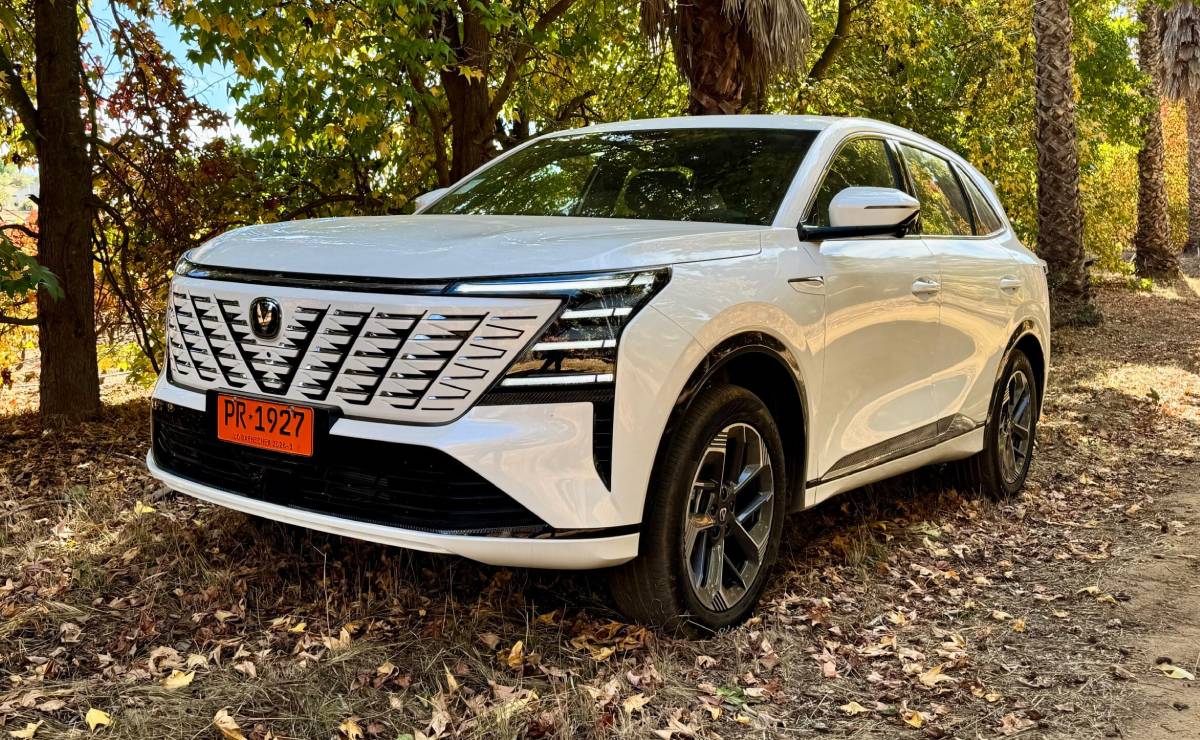 SUV Changan CS75 Plus frente