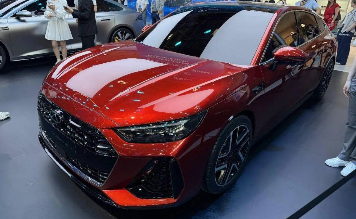 Sedan Chery Arrizo S trompa