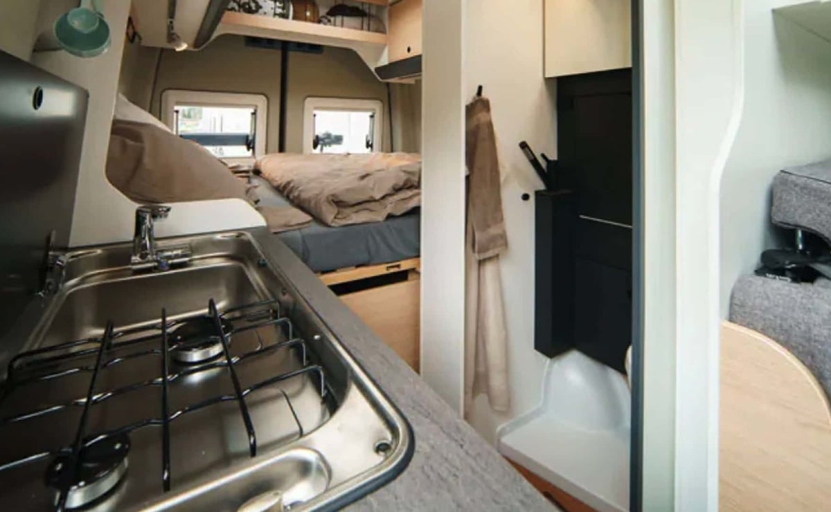 Sunlight Ibex 4x4 Volkswagen Crafter interior
