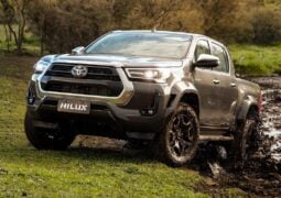 Toyota Hilux 1