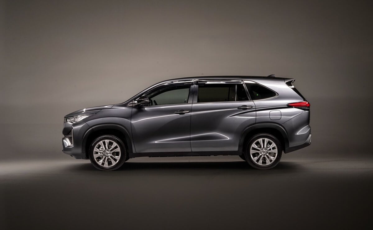 7 asientos y precio más bajo para la Toyota Innova Zenix