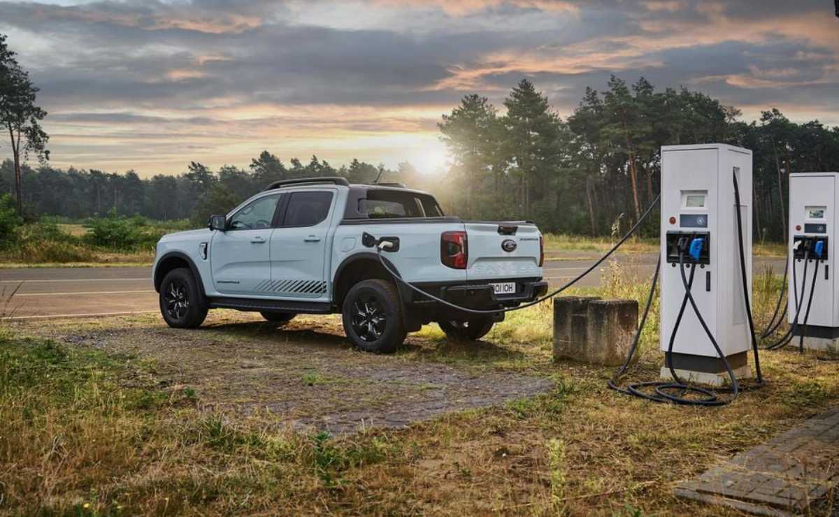Esta versión de la Ford Ranger baja de precio y dispara la demanda en un mercado clave 5 ford ranger hybrid wildtrack