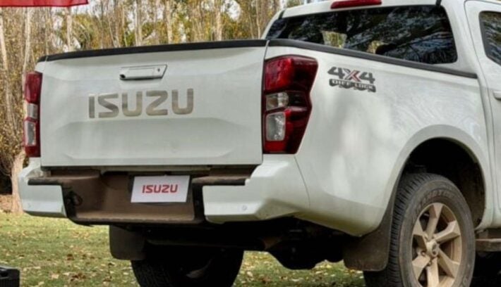 isuzu 4