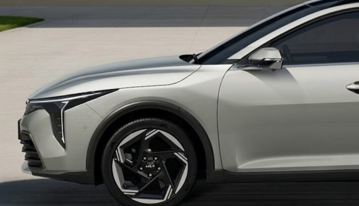 kia k4 sportwagon 5