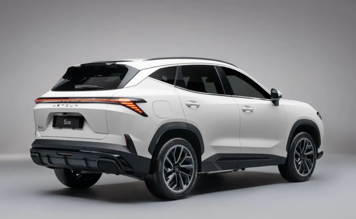suv jetour s06 1