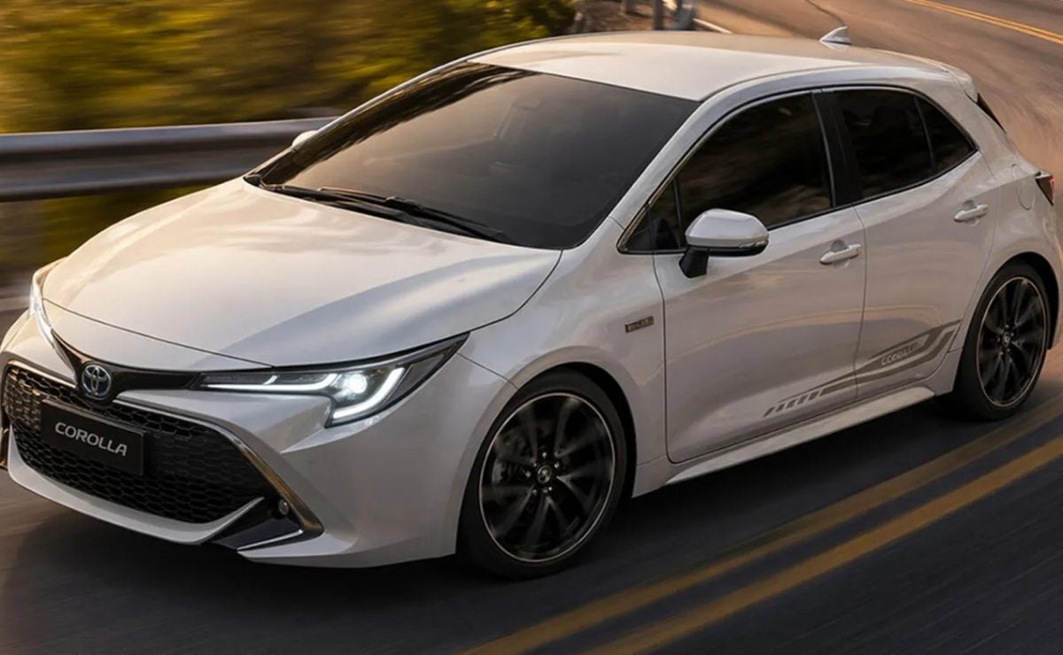 toyota corolla sport