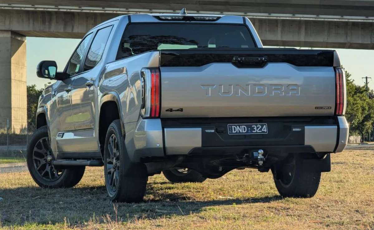 toyota tundra 3