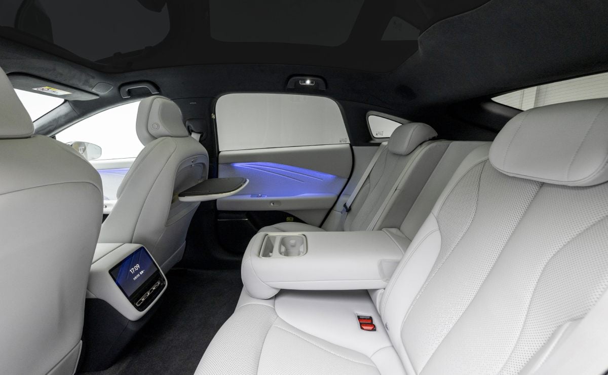 xpeng p7 3