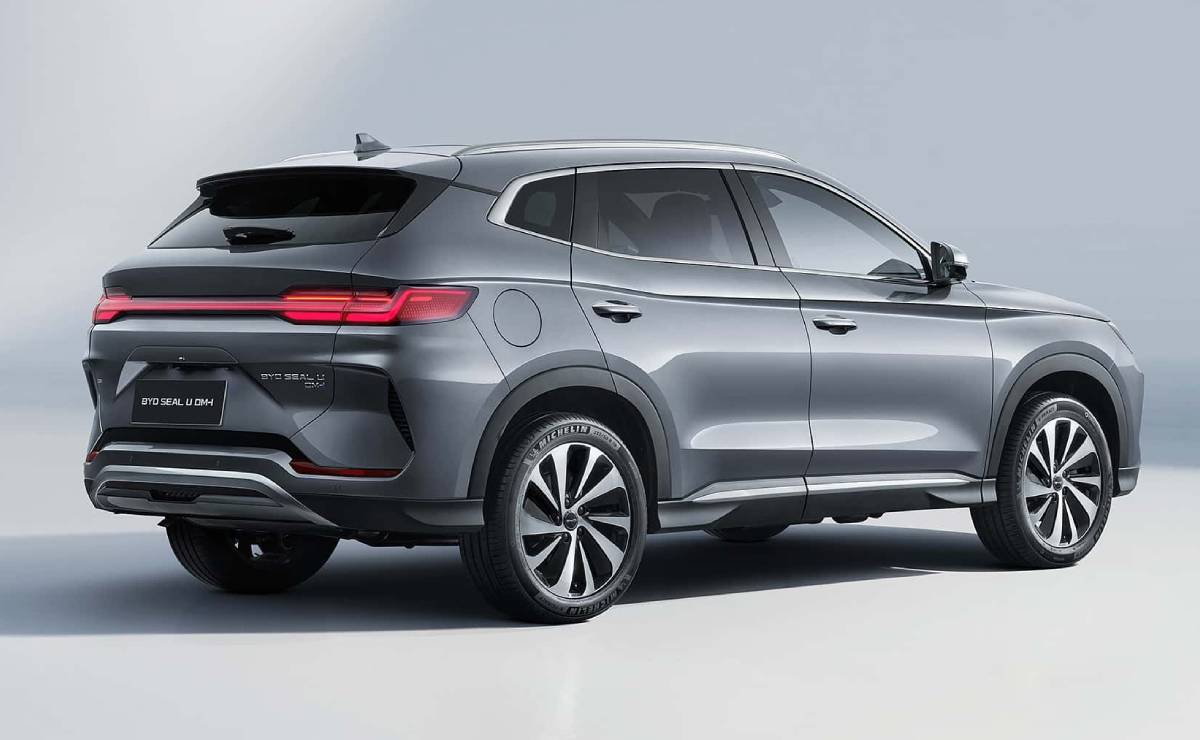 BYD SEAL U DM i trasera
