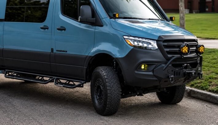 Bossi Vans transformó una Mercedes-Benz Sprinter