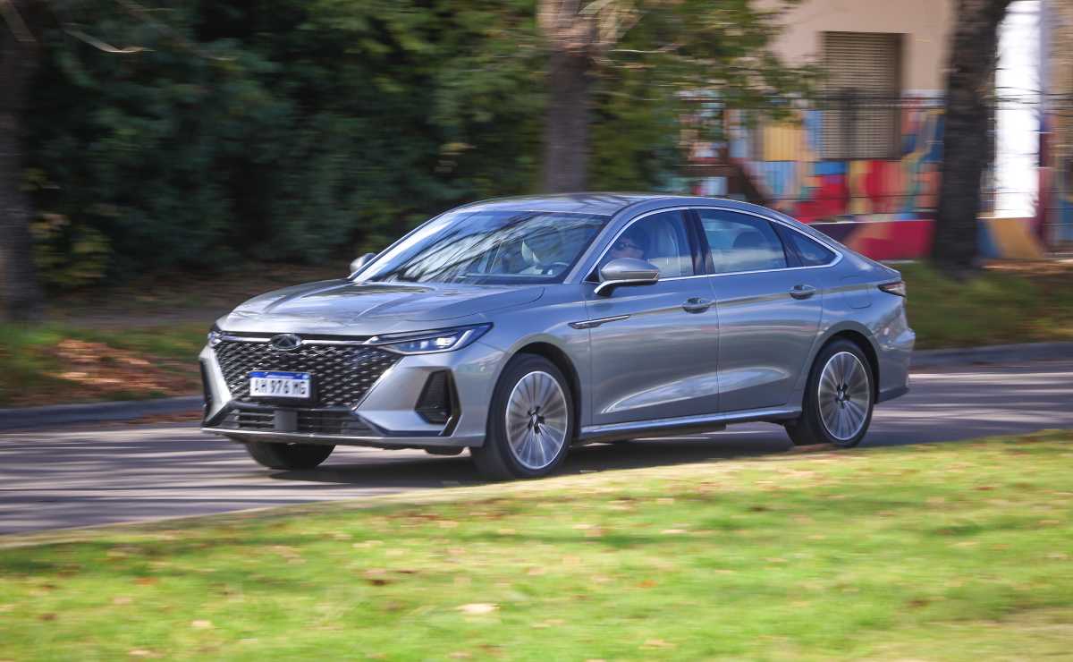 Chery Arrizo 8