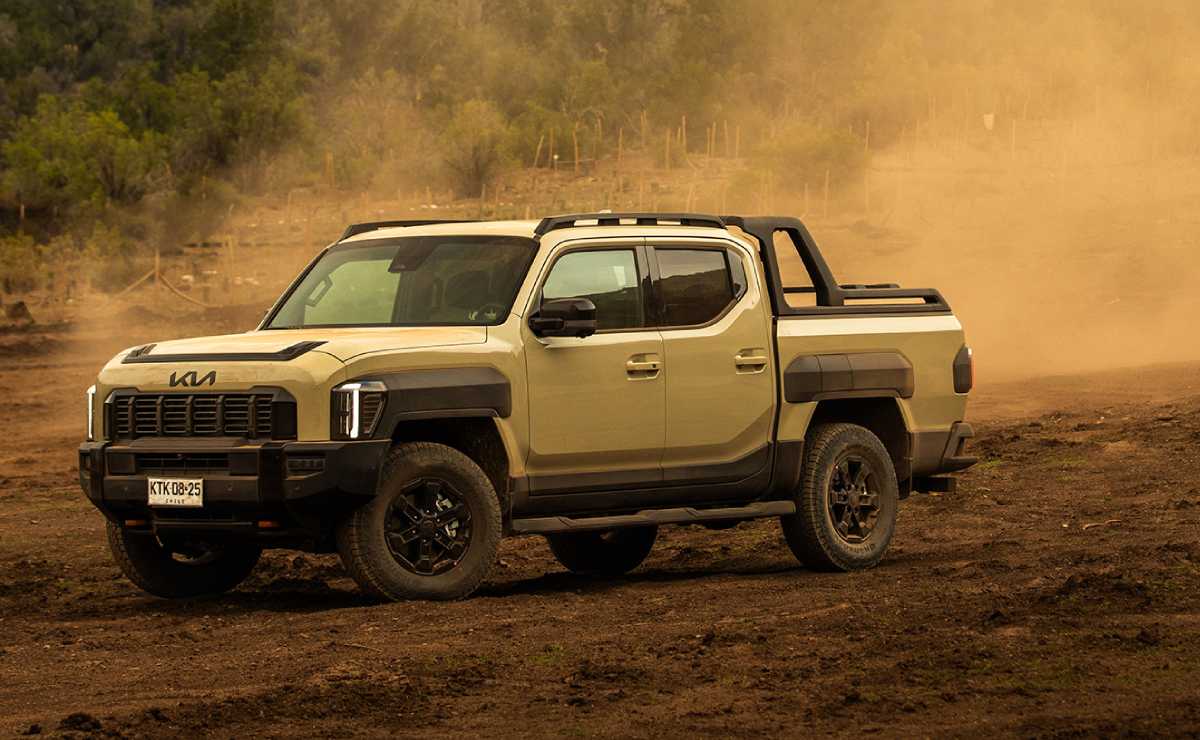 Kia Tasman 1