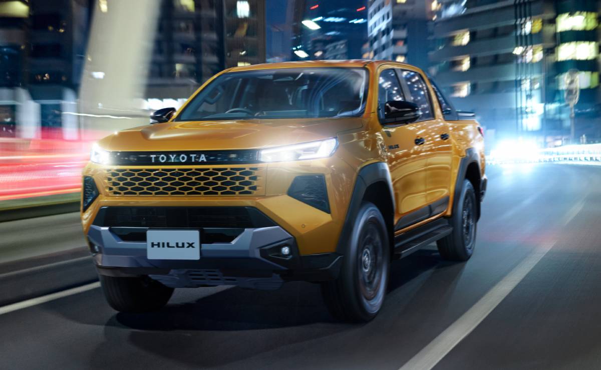 Nueva Toyota Hilux Z Adventure accion